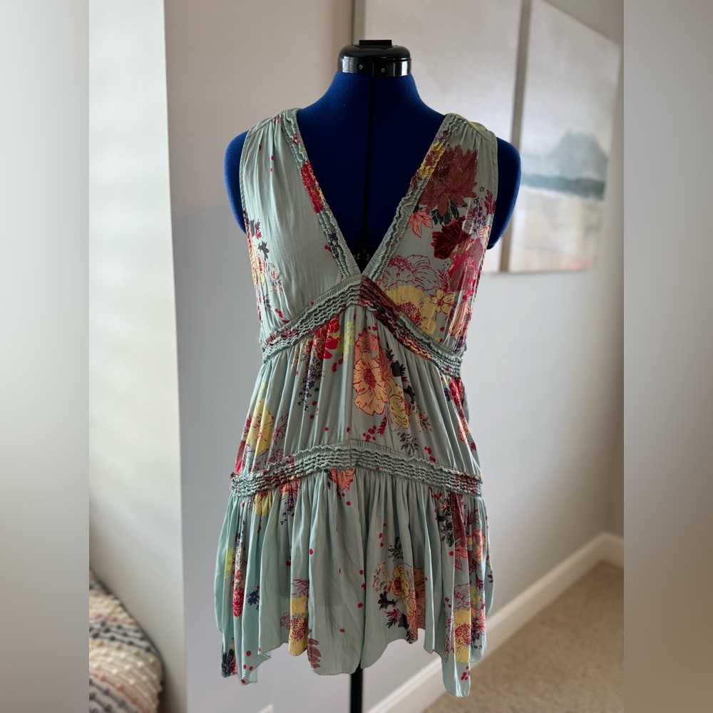 Free People Haze Tank Top. Light aqua colour. Size small.
